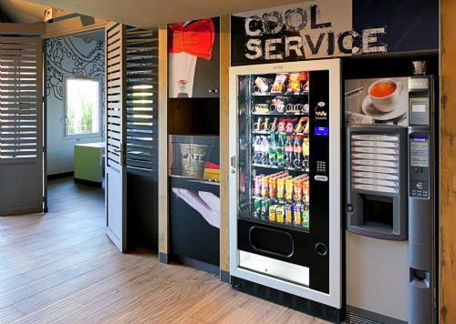 Ibis Budget Beauvais Aeroport Tillé Eksteriør bilde